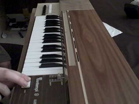 Bontempi B9 Chord Organ Demo