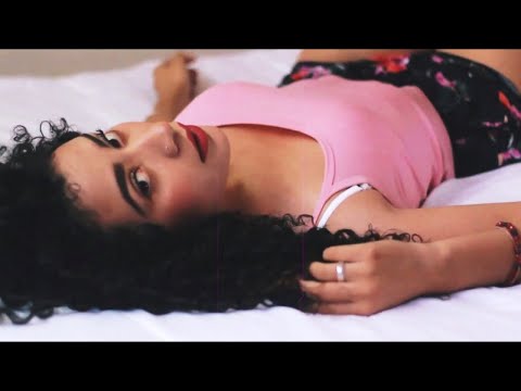 JeyB Sneakers - Hagamos El Amor