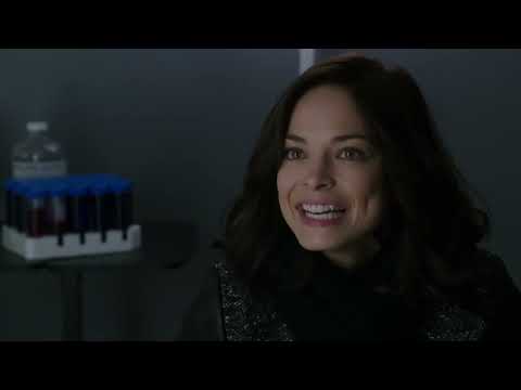 One sided Catfight - Villainess Vs Heroine (Villainess easily defeated gets her ass kicked)