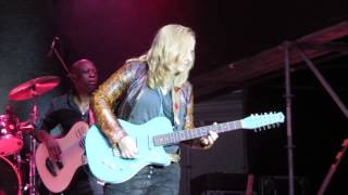 Melissa Etheridge - Meet Me In The Back