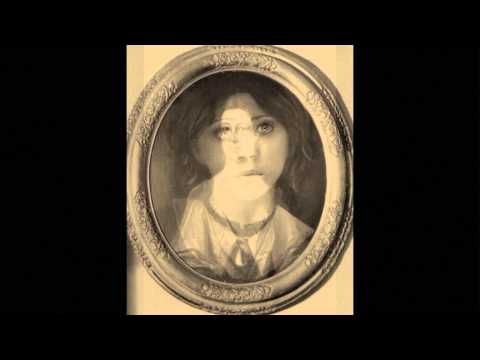 download lagu mp3 mp4 Anne Hathaway Family Tree Shakespeare, download lagu Anne Hathaway Family Tree Shakespeare gratis, unduh video klip Anne Hathaway Family Tree Shakespeare