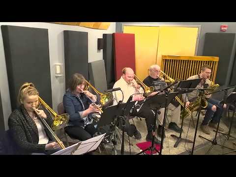 Groovin Hard - Twisted Swing Big Band-arranged by Dave Barduhn