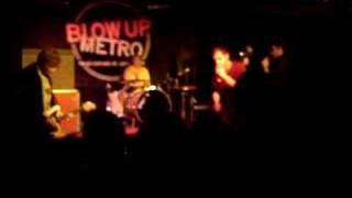 The Twilight Sad - Talking with Fireworks Here...