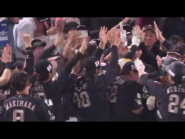 【12回裏】決めたのはキャプテン!! ホークス・柳田悠岐 サヨナラヒットで延長戦を制す!! 2023年5月27日 福岡ソフトバンクホークス 対 千葉ロッテマリーンズ