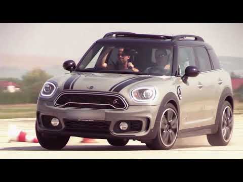 Škola šmyku SuperDRIVE pre adrenalínových nadšencov