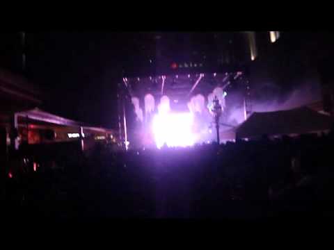 2011 UB City - Bangalore (Eric Prydz - Call On Me)