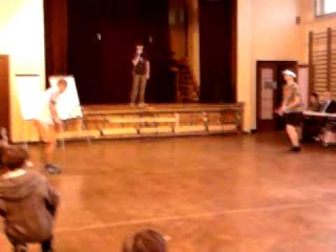 Skecz o tenisie LO 1 Rydułtowy klasa 2d