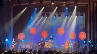 I&#39;m Shakin&#39; - Sunnyboys