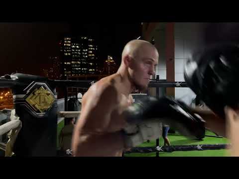 Edgars Skrivers UAE, Dubai training camp