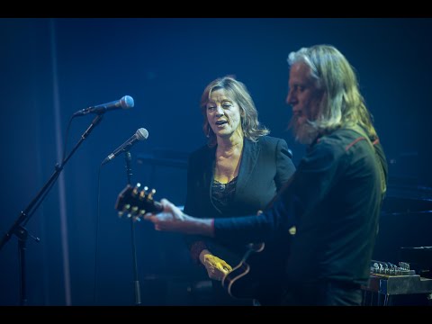 THE SCABS & LILIANE SAINT-PIERRE  - ROBBIN' THE LIQUOR STORE (Live@BelpopSessie)