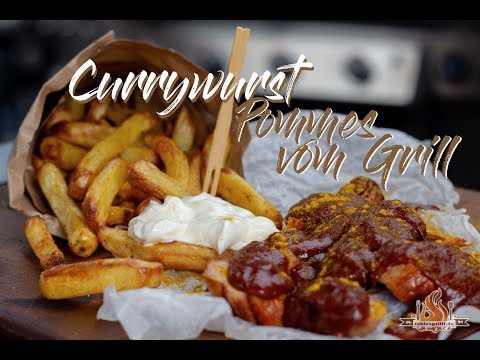 Currywurst Pommes mit selbstgemachter Currysoße vom Grill