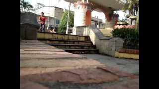 preview picture of video 'BMX STREET GUALAQUIZA EXTREMO'