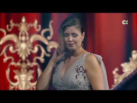 Cristina Ramos & Celso Albelo: Time to Say Goodbye. Christmas Symphony 2020