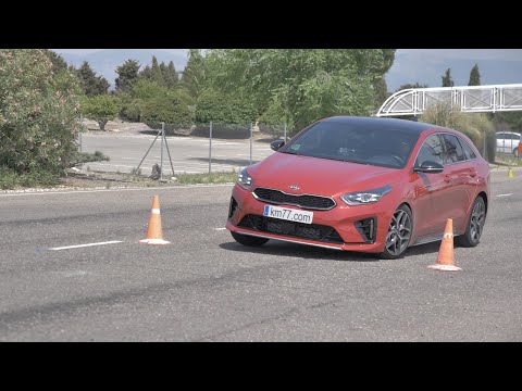 KIA ProCeed 2019 – Maniobra de esquiva (moose test) y eslalon | km77.com