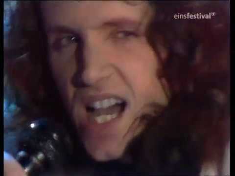 Robbie Nevil - Dominoes