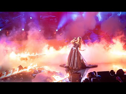 Ricki-Lee 'On My Own' LIVE on Australian Idol