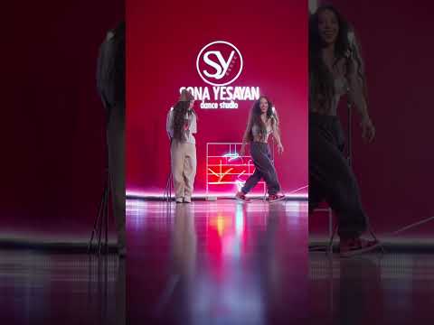 Do you think it's me or do I have a twin sister that you don't know about? 🤔