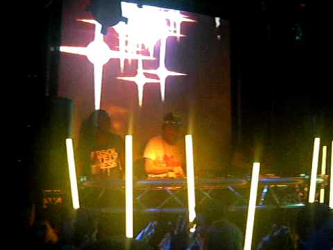 Domingo Feelings XXL Easter Madness 2009 :: Billy the Klit!