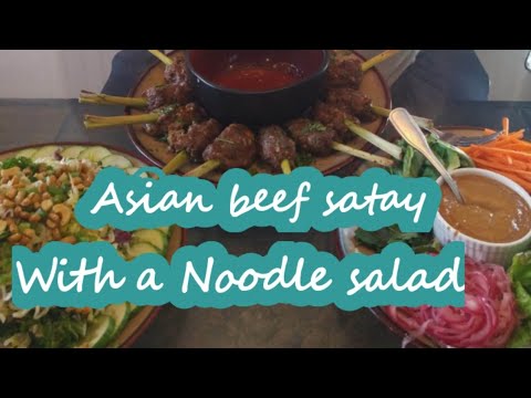 BEEF SATAY ON LEMMONGRASS STICK AND NOODLESLAW