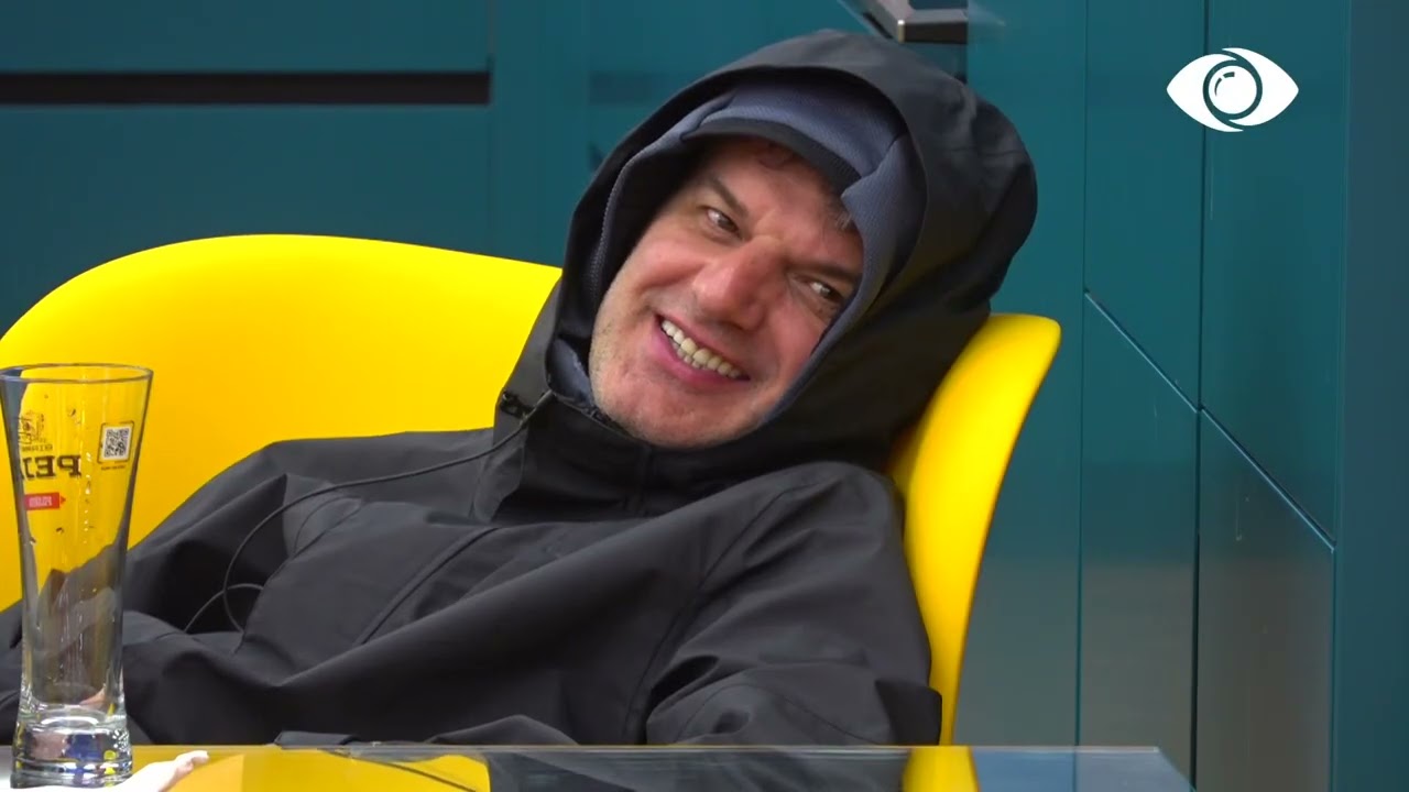 Bledi bisedon me Dean: Ta rrasën ty tani?!