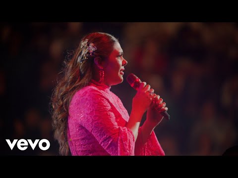 Yuridia - Qué Agonía (En Vivo Desde la Plaza de Toros la México)