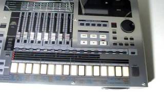 Roland Mc-808 Sampling Groovebox VENDO..Entra