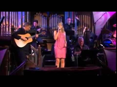 Prettiest Flower There - Patricia Maguire, Glor Tire 2014