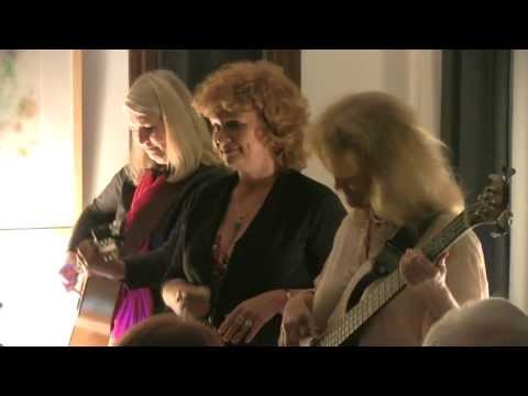 DAY436 - Beverley Elliott, Linda Kidder & Rae Armour (August) - Big Time