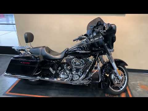 2013 Harley-Davidson Street Glide Base at Vandervest Harley-Davidson, Green Bay, WI 54303