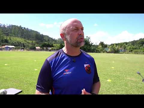 Entrevista com Ademir Fesan - Técnico do Santa Catarina