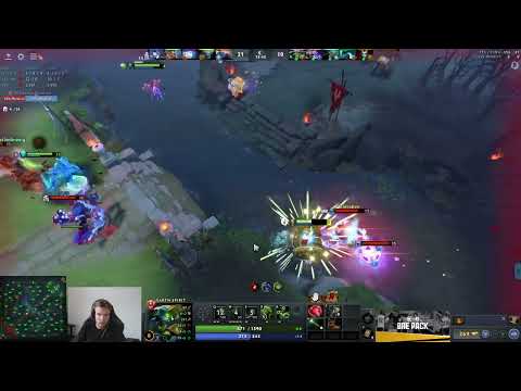 Cr1t & w33 exchanging some "?" in chat