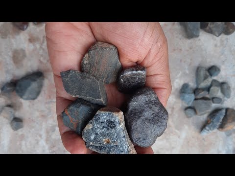 Top 07 tipos de pedras pretas do Brasil