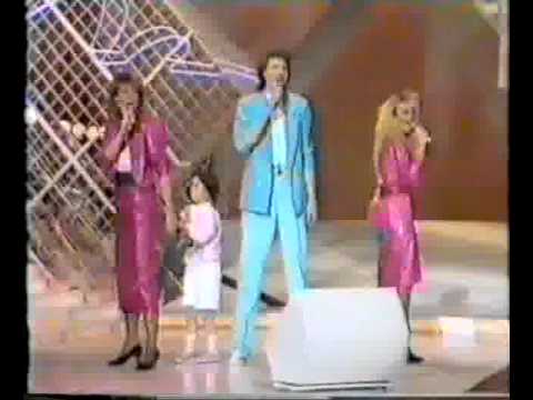 Eurovision 1985, Denmark - "Hot eyes"