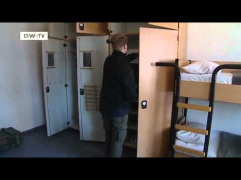 Ende einer Lichtgestalt - der Rücktritt des Karl-Theodor zu Guttenberg | Politik Direkt