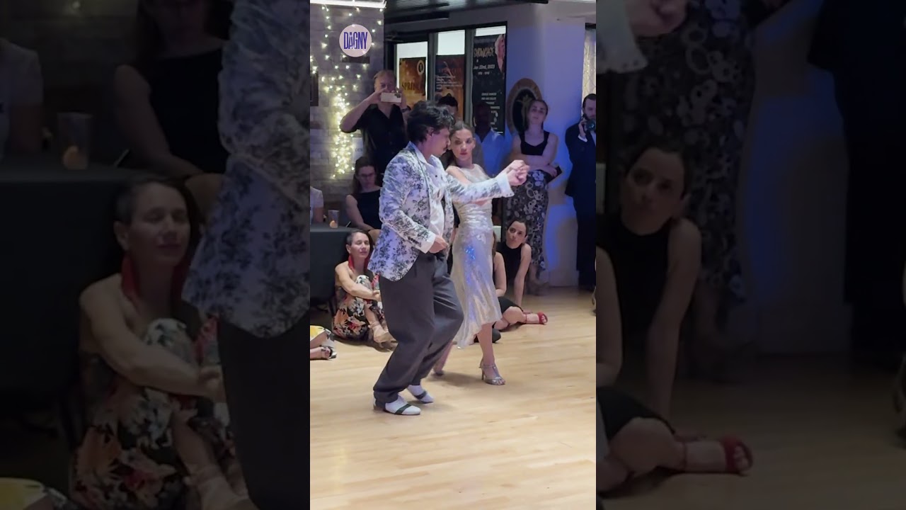 Gaston Torelli & Gri Montanaro Argentine tango to "La Abandoné y No Sabía" (4/11)