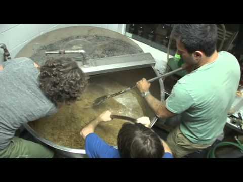 Farmers' Almanac TV: Extreme Brewing