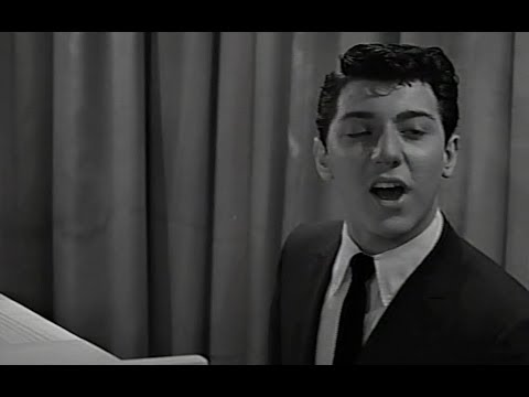 Video thumbnail for Lonely Boy