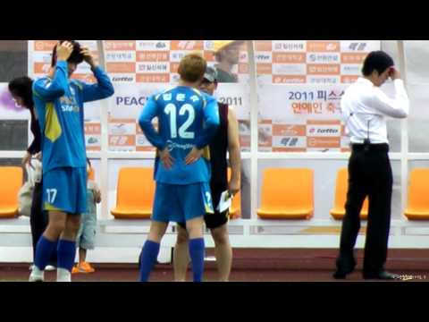 110917 Don't touch yourself... Junsu !!!