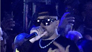 &quot;Anima e tempo non li metti in banca&quot; - Modalità aereo / Gué Pequeno live - Bussola 12.8.2022