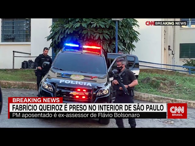 Fabrício Queiroz é preso no interior de SP e transferido para o Rio de Janeiro