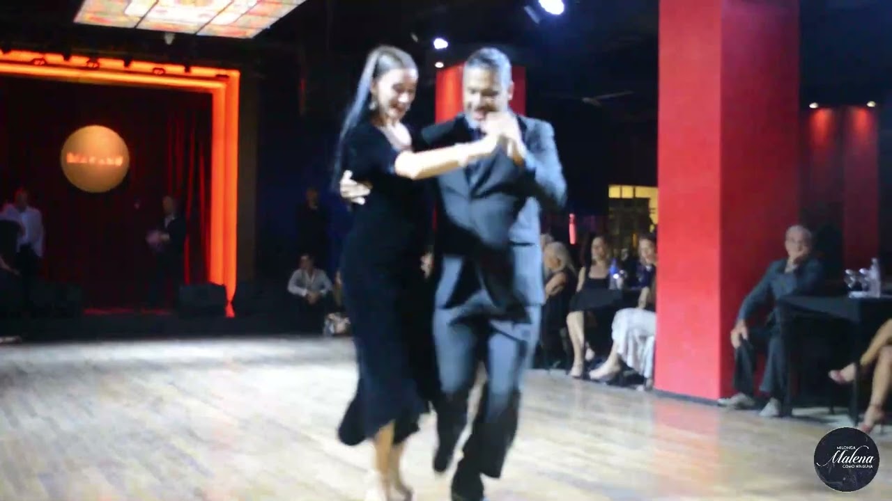 Roberto Zuccarino & Aldana Schneider - Meta Fierro  - Juan D'Arienzo