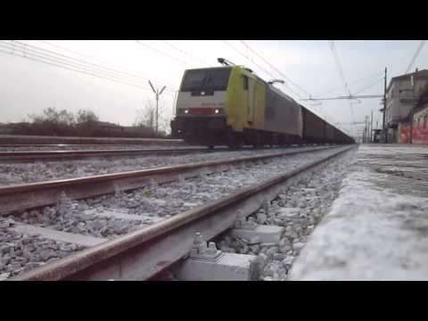 LA E189.993 (ES 64 F4 093) "CANARINA" TITOLARE DI UN MERCI SLOVENO!