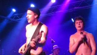 Lukas Graham - "Nice Guy"(Live in Boston)