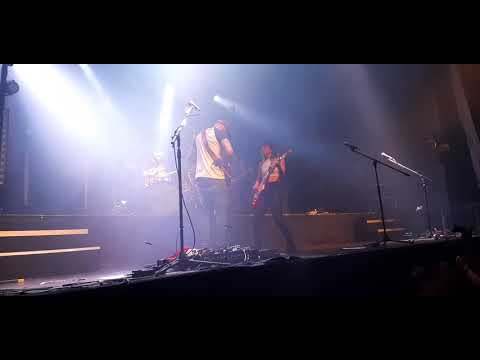 CARAJO ft Lula Bertoldi - Back in Black HD @palermo groove