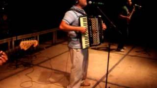 preview picture of video 'gordo do acordeon na festa do Patativa em Assare'
