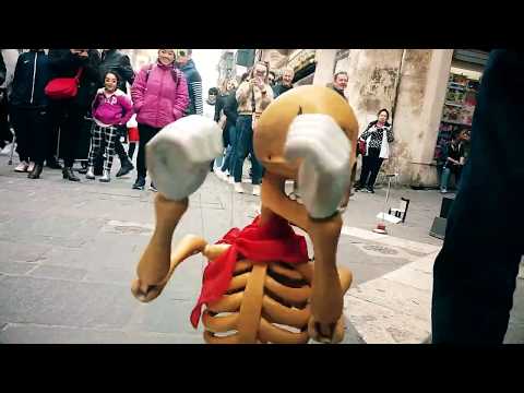 I Bee- Gradska priča