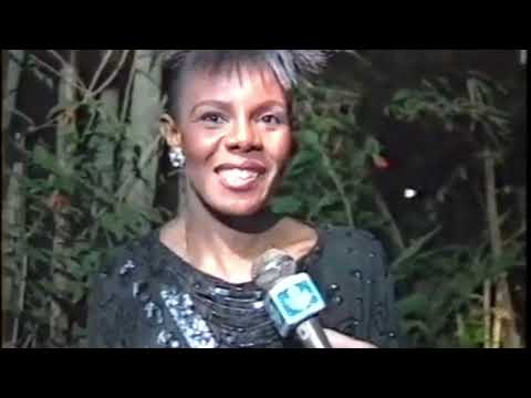 Eliana Estevão - cantora de 'O Ciclo sem fim', de O Rei Leão (1994)