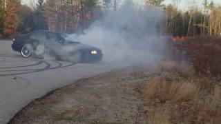 preview picture of video 'BMW 325i drifting'