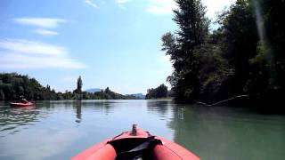 preview picture of video 'descente du vieux Rhône en kayak gonflable'