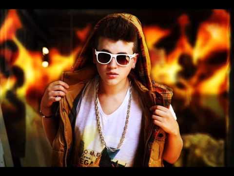 Mc Qendro - INTRO 2013